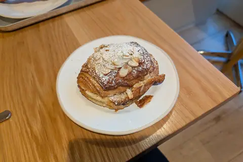Crustiq Cafe & Bakery photo 2